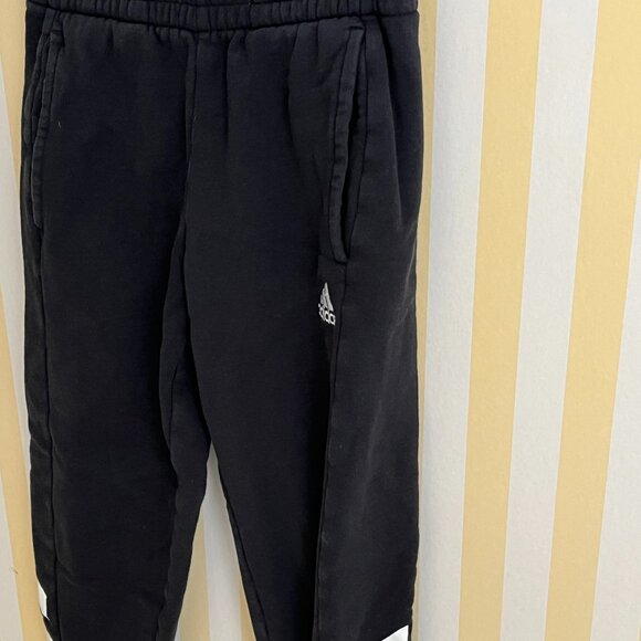 Youth Adidas sweat pants - Picture 4 of 7